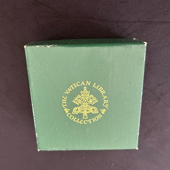 Vatican Library Collection Brooch Silver Plate Angel Cherub Vintage Pin New Box - Picture 9 of 9